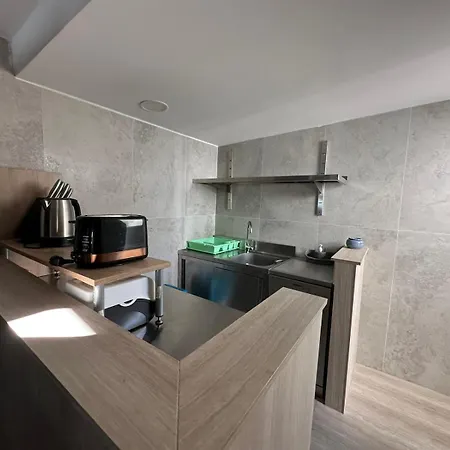 Lafamilia Apartment *