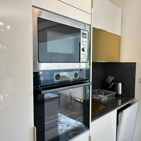 Lafamilia Apartment *