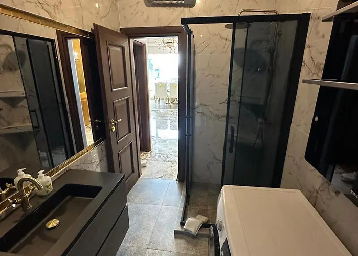 Lafamilia Apartment *