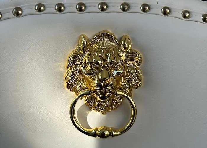 Lafamilia Apartment *